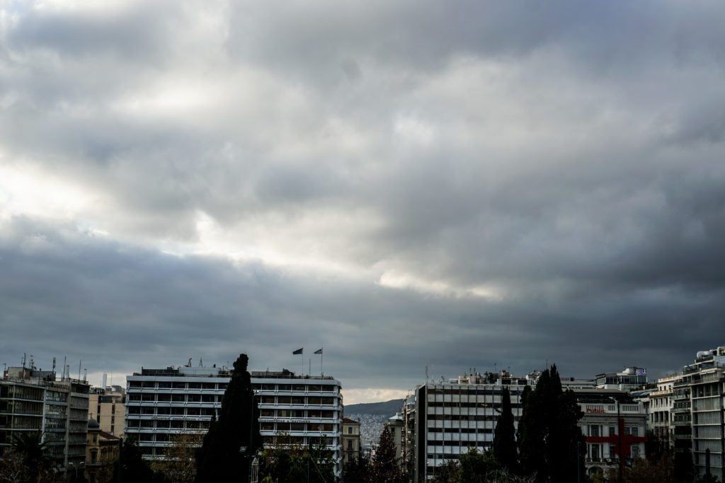 Καιρός: Μικρή άνοδος της θερμοκρασίας και βοριάδες – Η πρόγνωση για την Τετάρτη