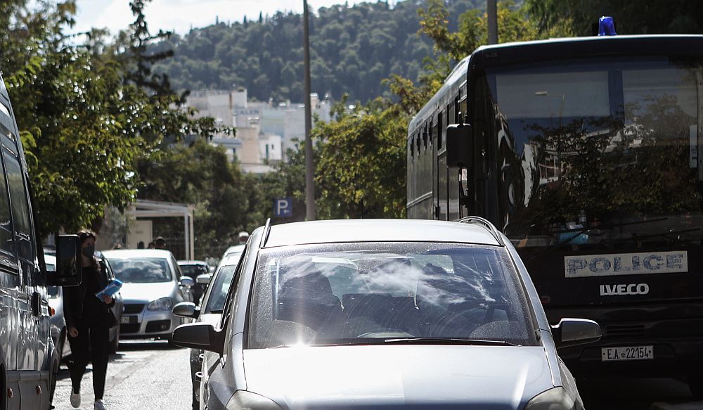 Βιασμός 15χρονου στο Ίλιον: Προθεσμία για να απολογηθεί έλαβε 15χρονος κατηγορούμενος