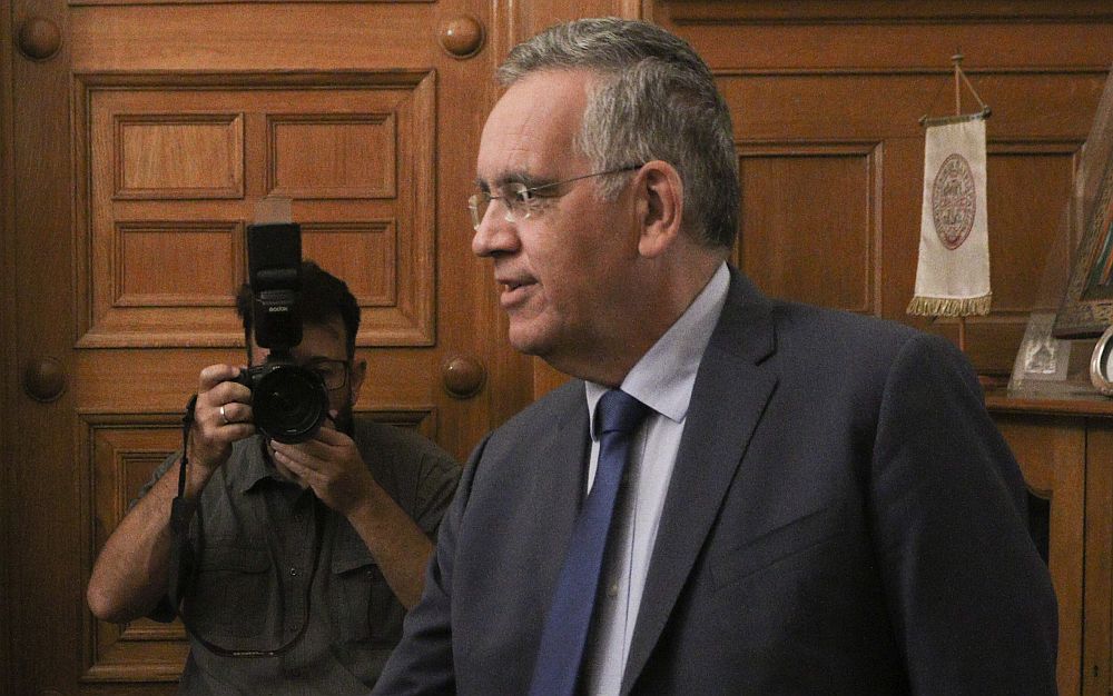 Νέοι έλεγχοι της ΑΔΑΕ με σημαντικά ευρήματα – Ενεργοποιείται και πάλι o Ντογιάκος για να τα βγάλει παράνομα