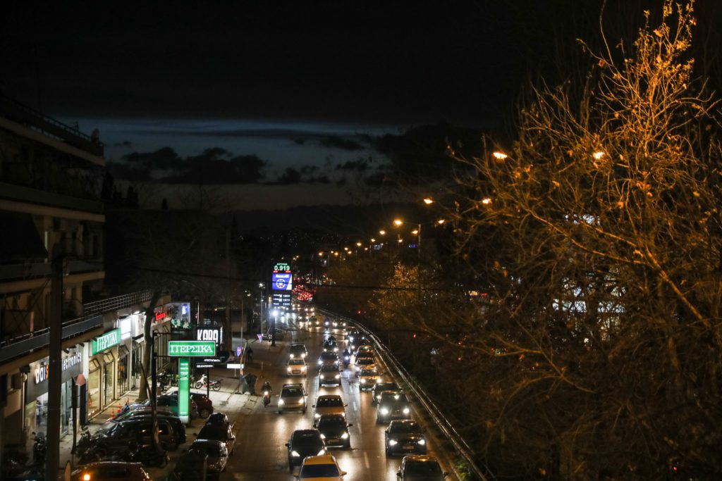 Μποτιλιάρισμα στην κάθοδο της Μεσογείων λόγω τροχαίου ατυχήματος