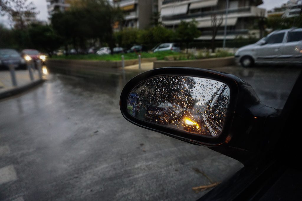 Αλλάζει ο καιρός – Πού θα σημειωθούν βροχές και καταιγίδες