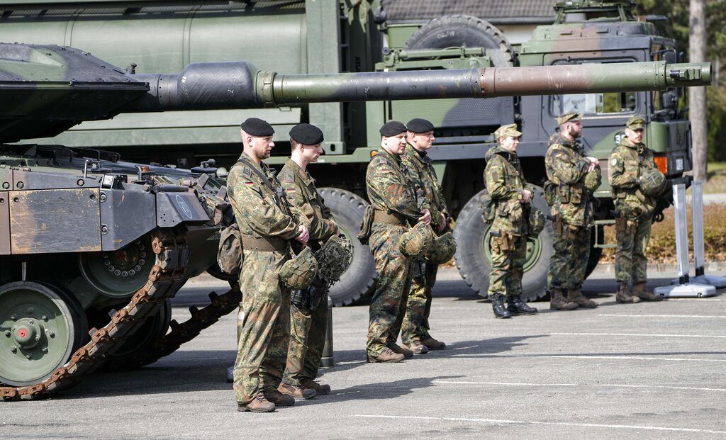 Ουκρανία: Προβληματισμός στη Γερμανία για την παράδοση αρμάτων μάχης Leopard