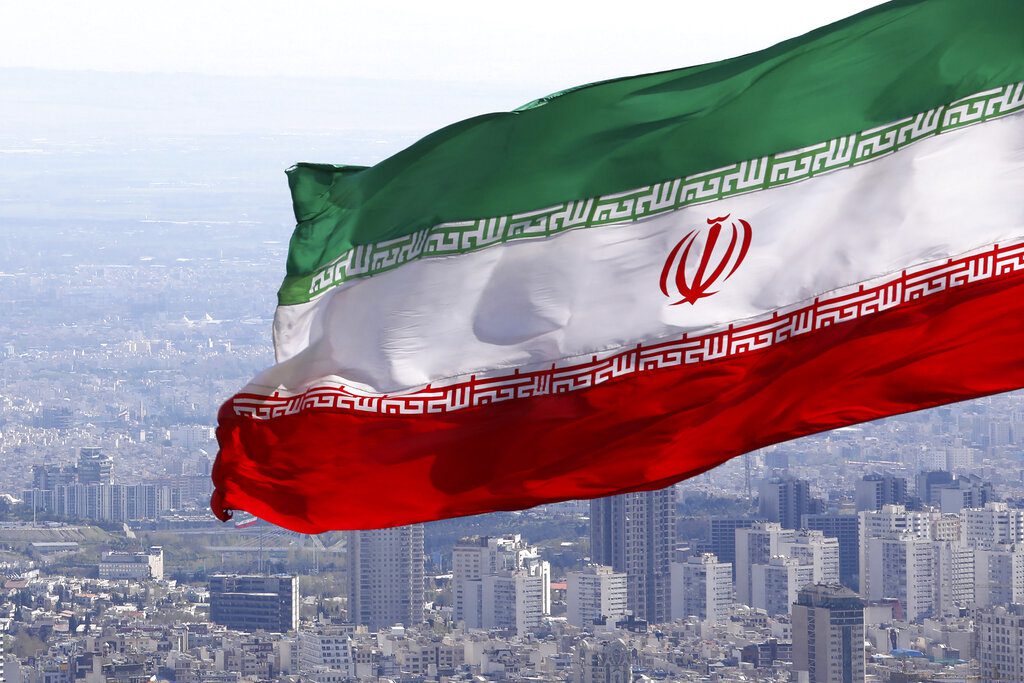 Telegraph: Η Βρετανία θα χαρακτηρίσει «τρομοκρατική» οργάνωση τους Φρουρούς της Επανάστασης του Ιράν