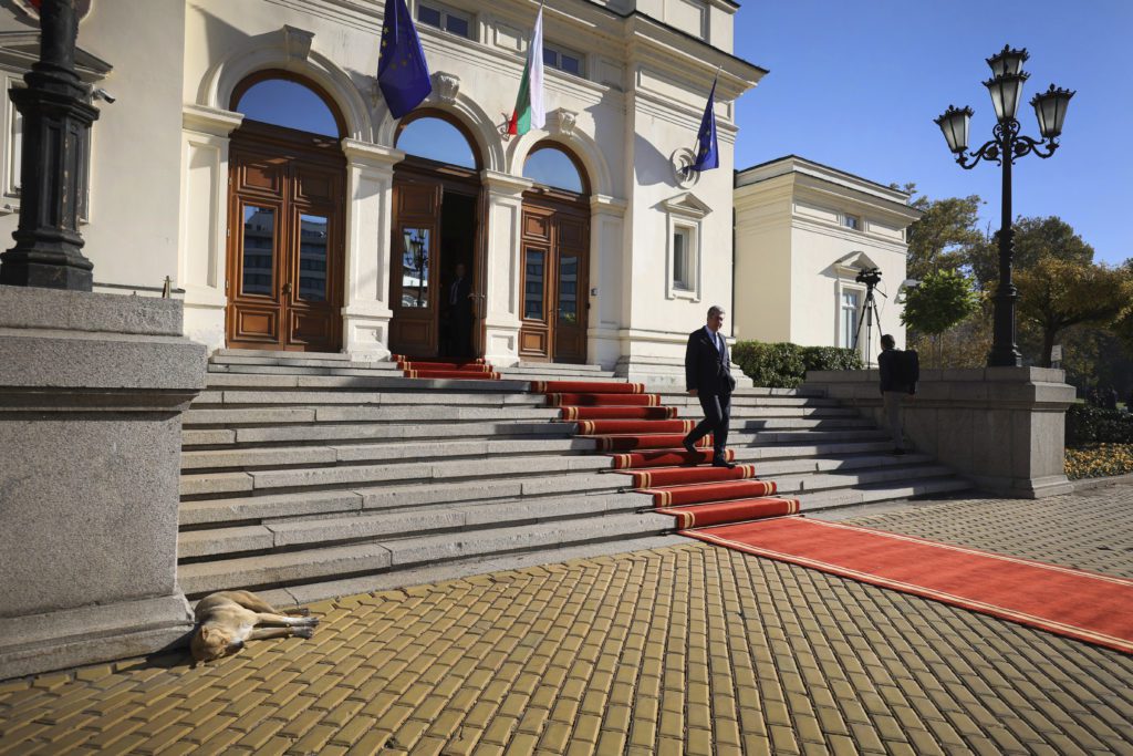 Βουλγαρία: Στις κάλπες η χώρα για πέμπτη φορά μέσα σε δύο χρόνια