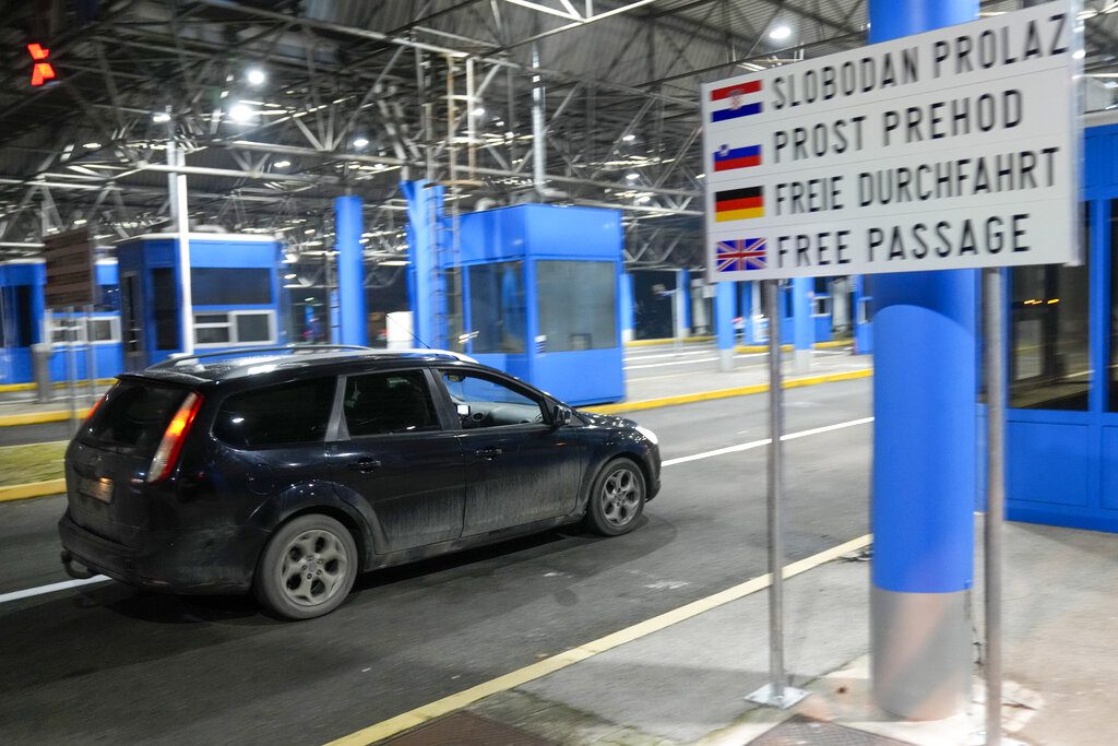 Κροατία: Από σήμερα υιοθέτηση του ευρώ και είσοδος στο χώρο Σένγκεν