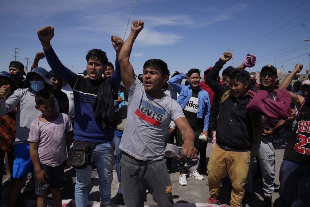 Περού: Απαγόρευση κυκλοφορίας στην περιφέρεια-προπύργιο των διαδηλώσεων υπέρ του Καστίγιο