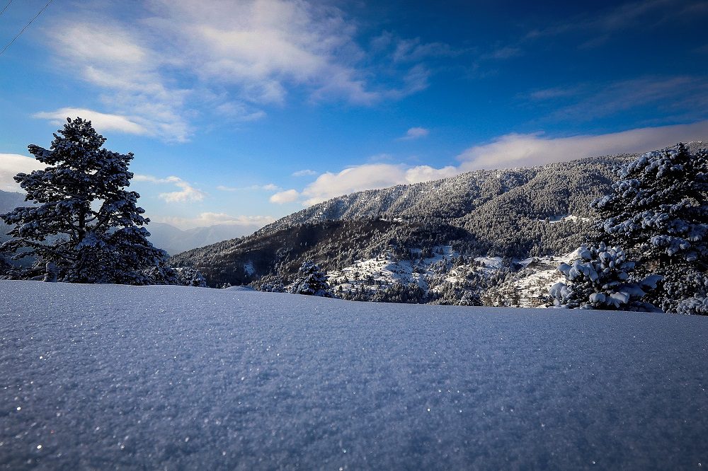 Καιρός: Ξεπέρασε το 1 μέτρο το χιόνι στα ορεινά Ηπείρου και Δυτικής Ελλάδας (Video)