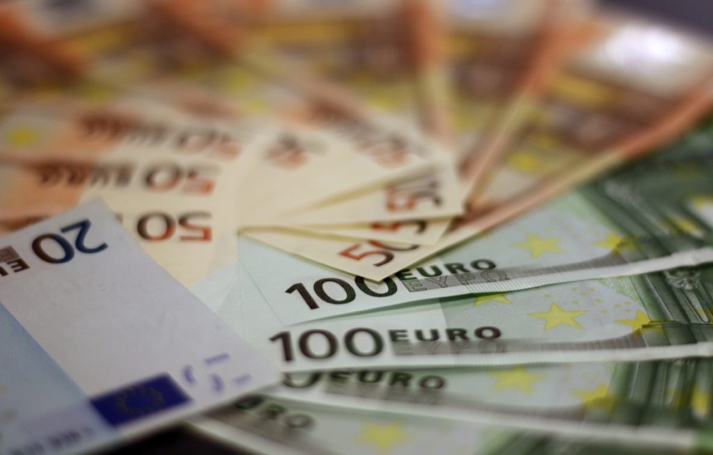 Απάτη εκατομμυρίων ευρώ με εικονικά τιμολόγια εντόπισε η Αρχή Ξεπλύματος Μαύρου Χρήματος