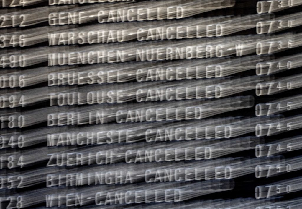 Χάος στα αεροδρόμια της Γερμανίας – Κατέρρευσε το σύστημα της Lufthansa