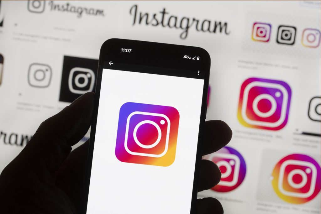 Στον δρόμο του Twitter η Instagram: «Θέλει» επιβεβαιωμένους λογαριασμούς επί πληρωμή