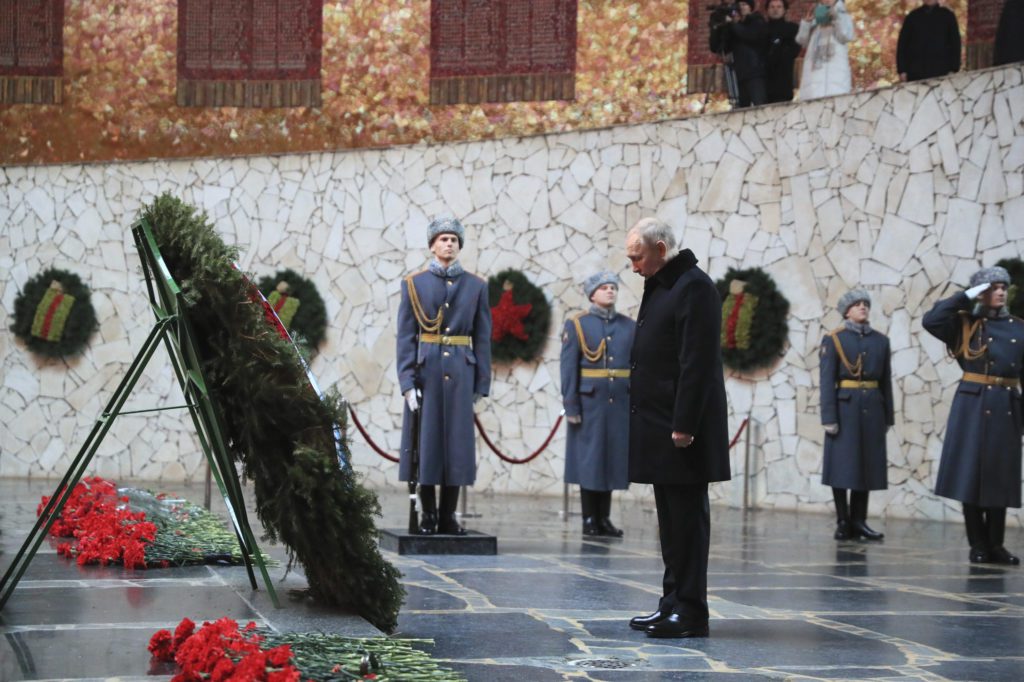 «Μύδροι» Πούτιν για τα Leopard στην Ουκρανία: 80 χρόνια μετά το Στάλινγκραντ, μας απειλούν πάλι γερμανικά τανκς