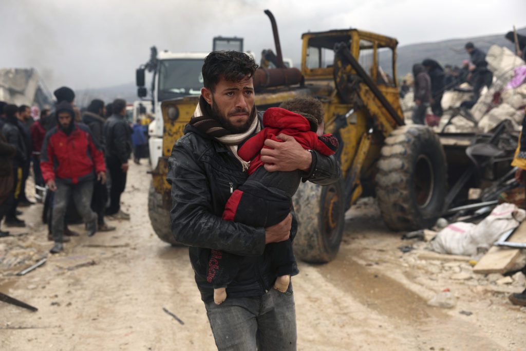 Σεισμός σε Τουρκία – Συρία: Τραγωδία δίχως τέλος – Πάνω από 3.600 νεκροί  (Photos-Videos)