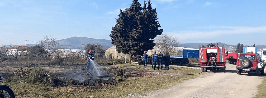 Τραγωδία στον Βόλο: Κάηκε ζωντανός ηλικιωμένος προσπαθώντας να κάψει ξερά χόρτα