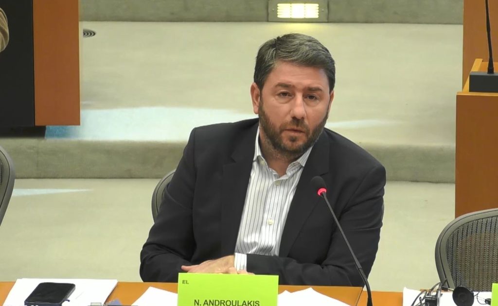 Η κυβέρνηση Μητσοτάκη στο… «σκαμνί» του ευρωκοινοβουλίου για υποκλοπές και ασυλία Ανδρουλάκη