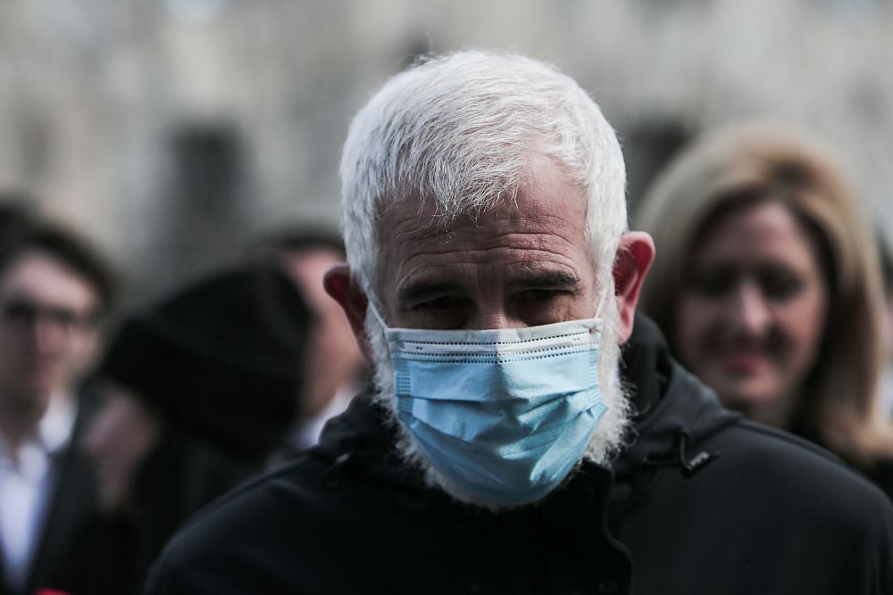 Ένοχος για τις δύο απόπειρες βιασμού ο Πέτρος Φιλιππίδης – Αθώος για τον βιασμό