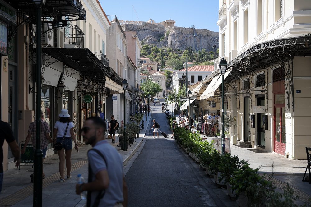 Ερευνα ΓΣΕΒΕΕ: Κοινωνική και χωρική ανισότητα φέρνει στην Αθήνα η τουριστική ανάπτυξη