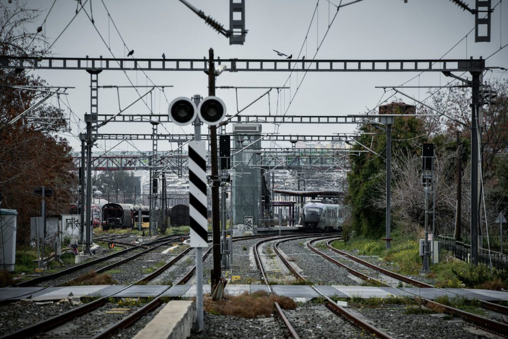 Σιδηρόδρομος: Νέα 24ωρη απεργία τη Δευτέρα σε τρένα και προαστιακό