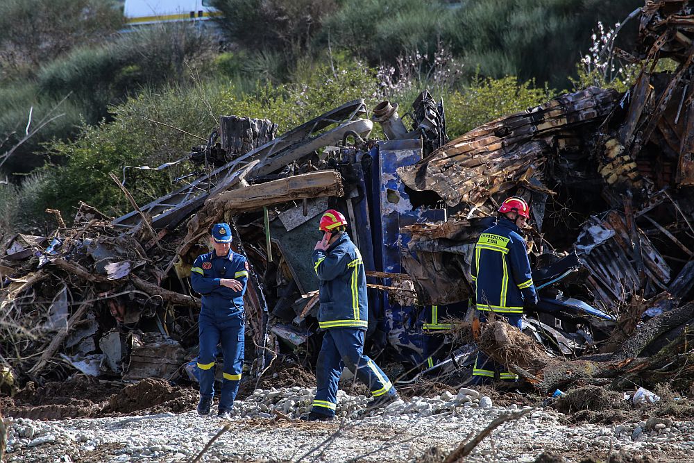 Τραγωδία Τέμπη: Τρεις νέες ποινικές διώξεις – Εις βάρος του επιθεωρητή και δύο σταθμαρχών