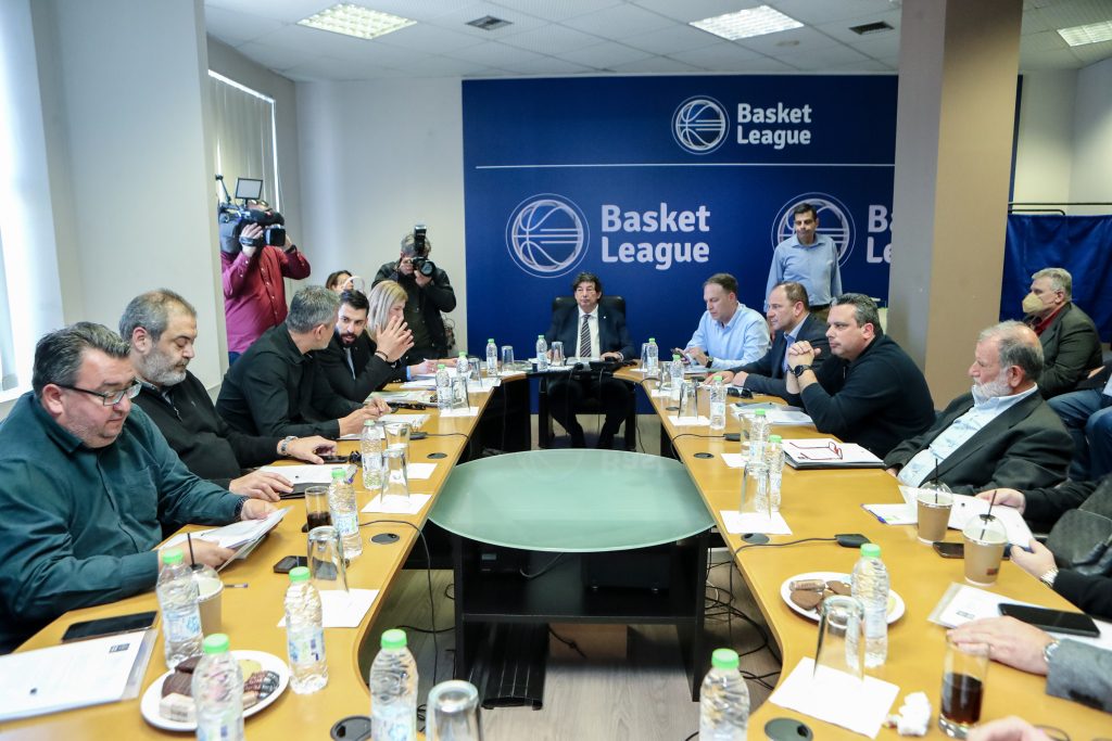 Μπάσκετ: Καταπέλτης ο Παναθηναϊκός για ΕΣΑΚΕ, ΕΟΚ, διαιτησία