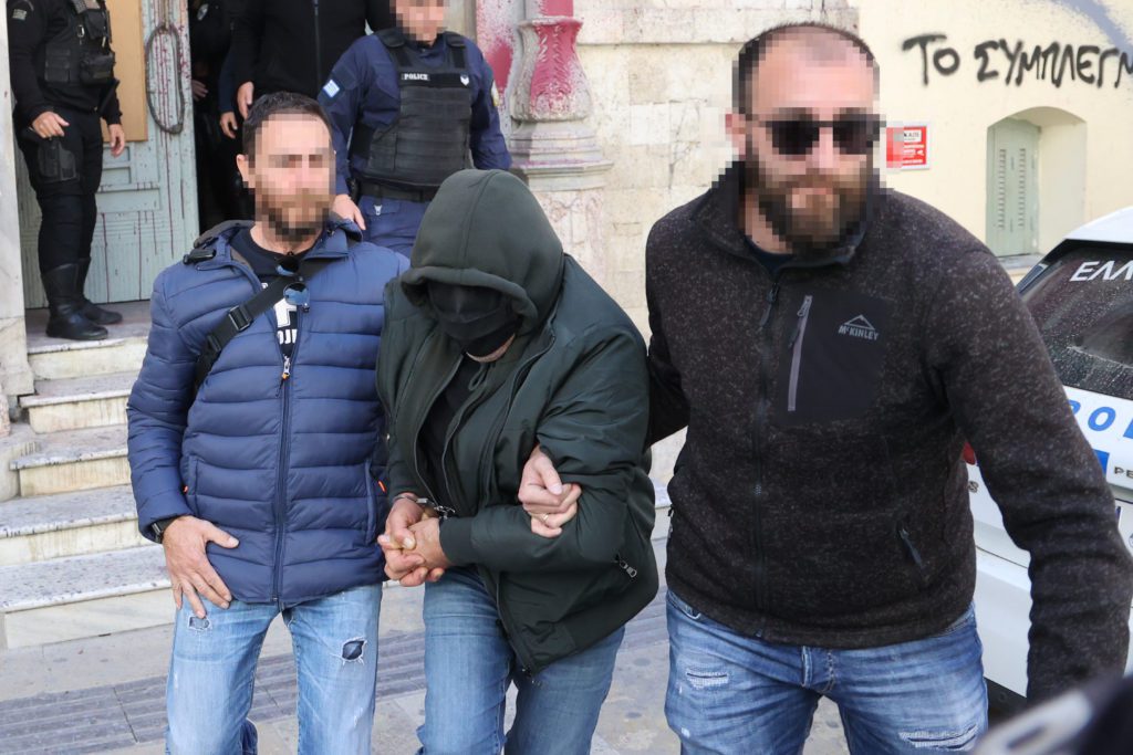 Ηράκλειο: Στη φυλακή ο 66χρονος λυράρης για βιασμό και μαστροπεία του 11χρονου