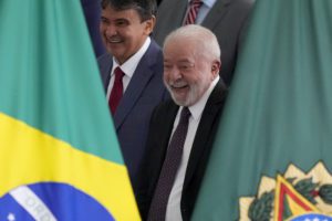 Βραζιλία: Επέστρεψε στα καθήκοντά του ο Λούλα &#8211; Ανάρρωσε από ήπια πνευμονία