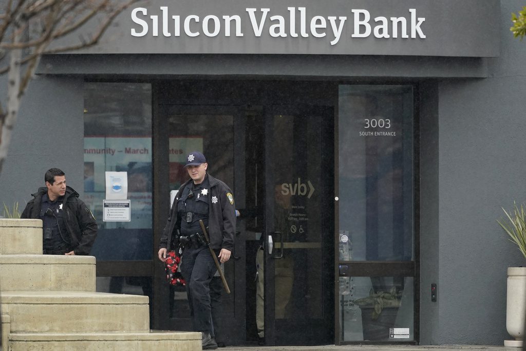 Το «καμπανάκι» του Moody’s στη Silicon Valley Bank, στα μέσα της προηγούμενης εβδομάδας