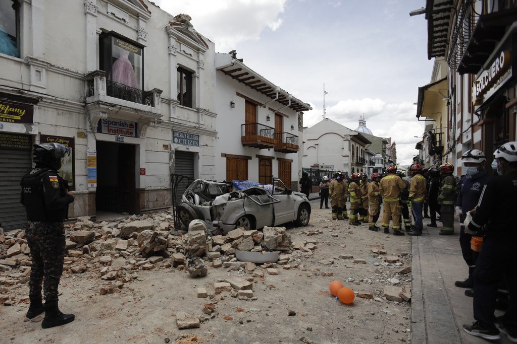 Ισημερινός: Τέσσερις νεκροί και πολλές υλικές ζημιές από σεισμό μεγέθους 6,8 βαθμών