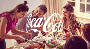 Coca-Cola Τρία Έψιλον: Μοιράζει και αυτό το Πάσχα ακόμα περισσότερα γεύματα και χαμόγελα!