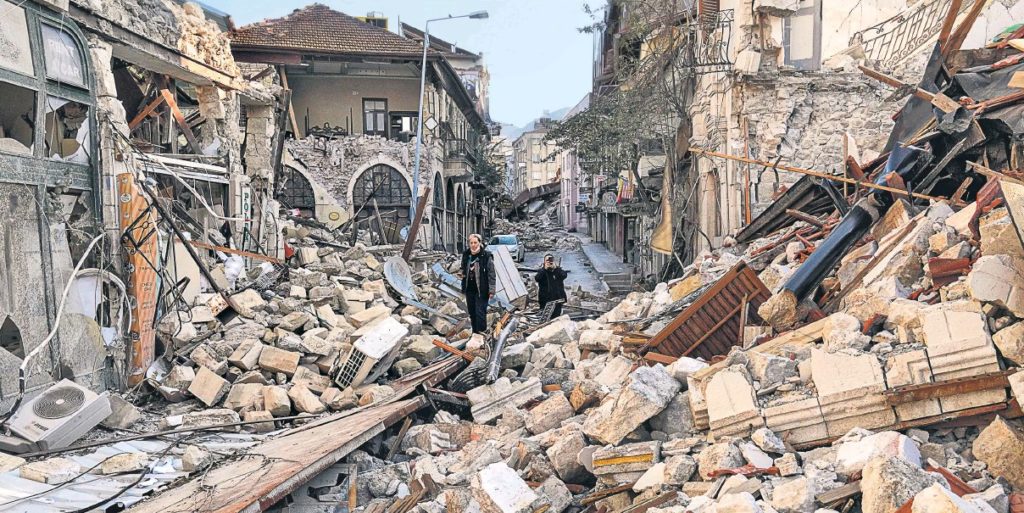 Τουρκία: O πολιτικός σεισμός της Αγκυρας