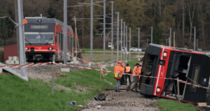 Δύο εκτροχιασμοί τρένων στην Ελβετία &#8211; Αναφορές για τραυματίες