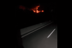 Μεγάλη φωτιά σε εργοστάσιο στο Σχηματάρι (Video)