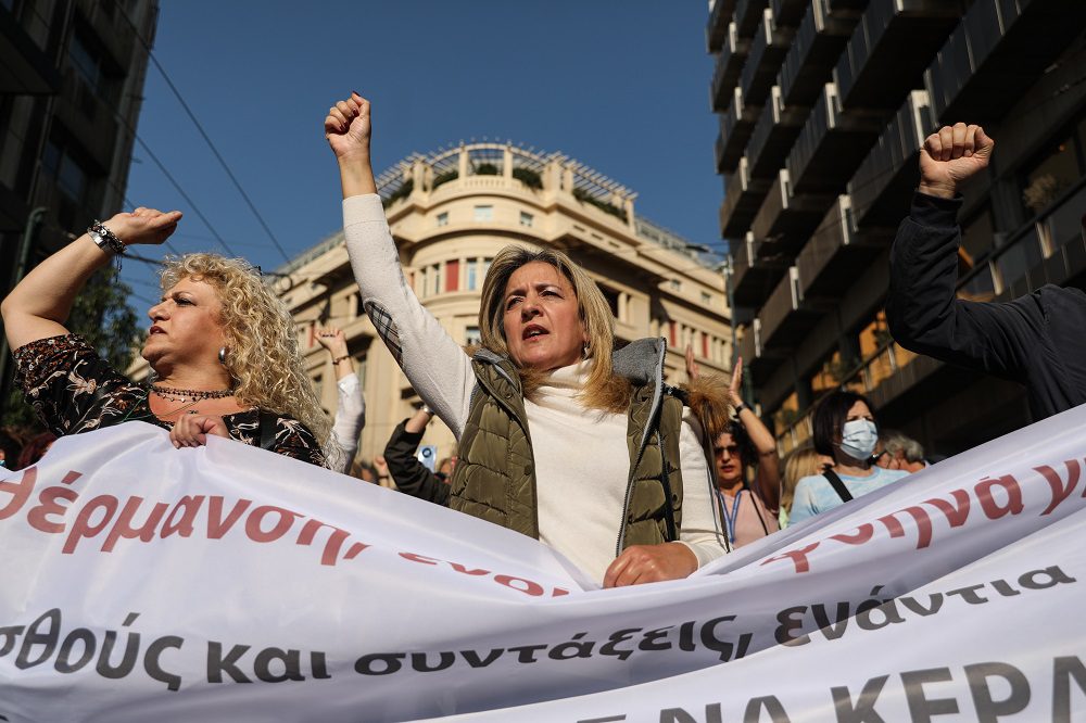 Εγκλημα στα Τέμπη: Νέο παλλαϊκό συλλαλητήριο σήμερα στις 12 στο Σύνταγμα – Πανελλαδική απεργία στις 16/3