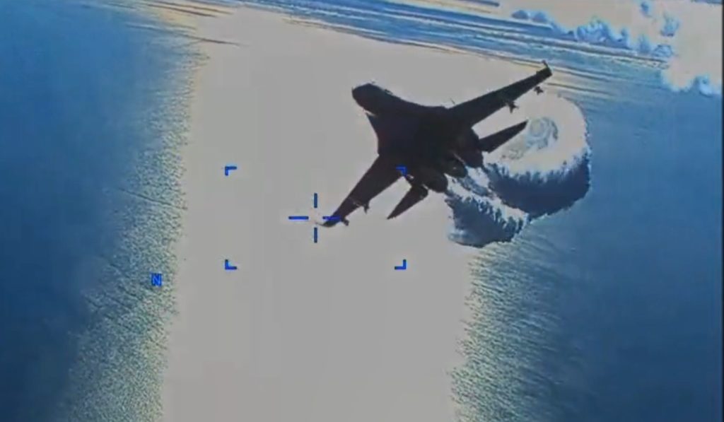 Νέο βίντεο ντοκουμέντο: Ρωσικό μαχητικό εναντίον του αμερικανικού drone στη Μαύρη Θάλασσα