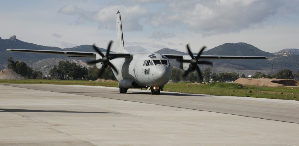 Προσγειώθηκε στο Τζιμπουτί το ελληνικό μεταγωγικό C-27 για να παραλάβει τους Έλληνες από το Σουδάν