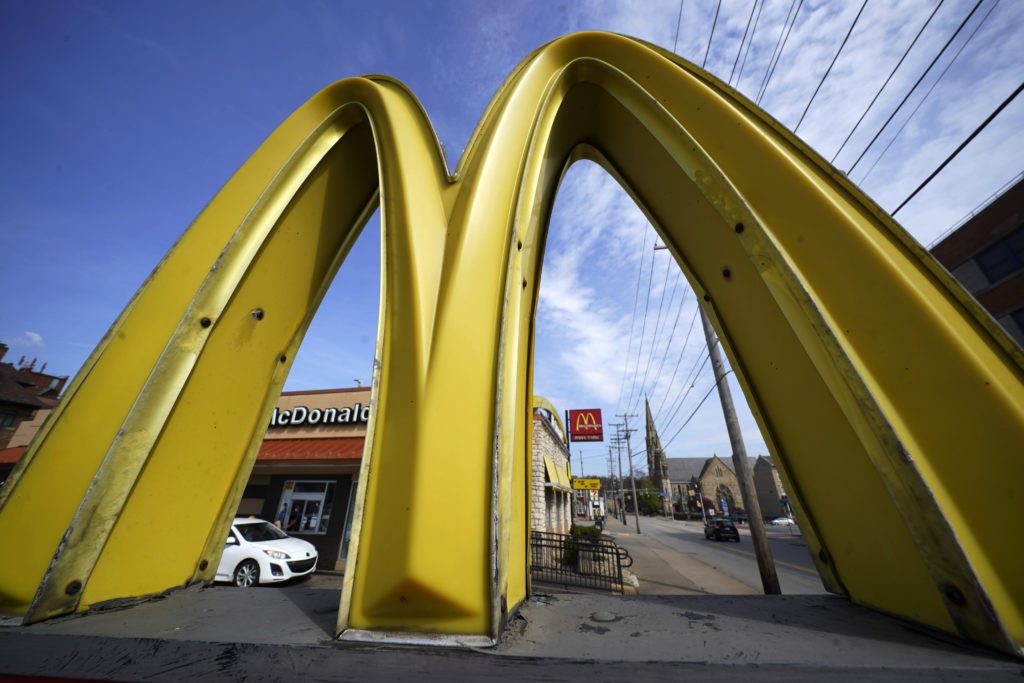 Λευκορωσία: Σε Mak.by μετονομάζονται τα McDonald’s