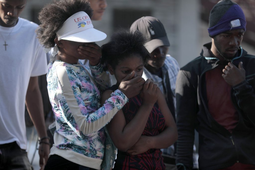 Αϊτή: 10 και πλέον φερόμενοι ως κακοποιοί λιθοβολήθηκαν μέχρι θανάτου ή κάηκαν ζωντανοί