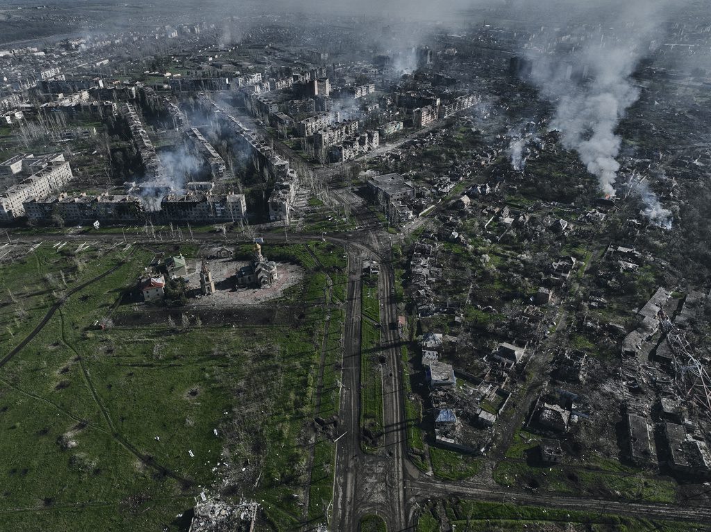 Πόλεμος στην Ουκρανία: Δύο νεκροί στο Ντνίπρο – 11 πύραυλοι Κρουζ καταρρίφθηκαν πάνω από το Κίεβο (Video)