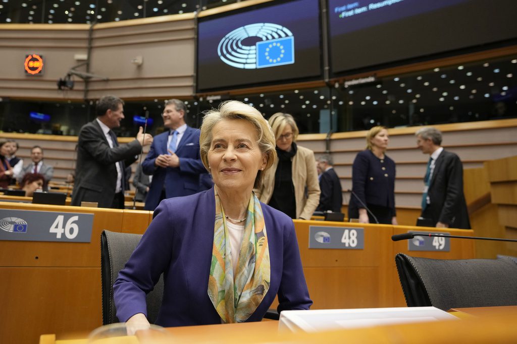Ούρσουλα φον ντερ Λάιεν: Οδεύει προς νέα γενική γραμματέας του NATO;