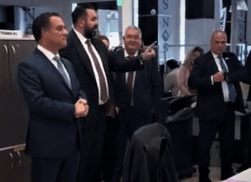 Πυρά αντιπολίτευσης κατά Γεωργιάδη για την προεκλογική περιοδεία υπό εργοδοτική επίβλεψη