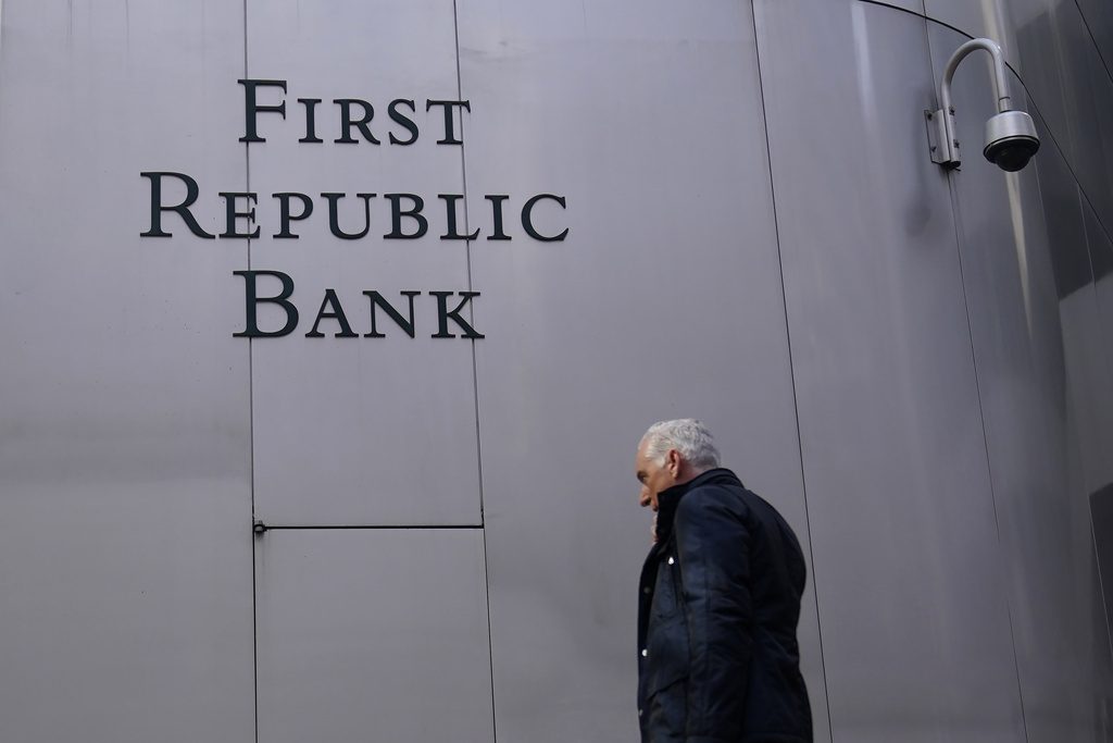 First Republic: Προς αναζήτηση αγοραστών οι ρυθμιστικές αρχές των ΗΠΑ