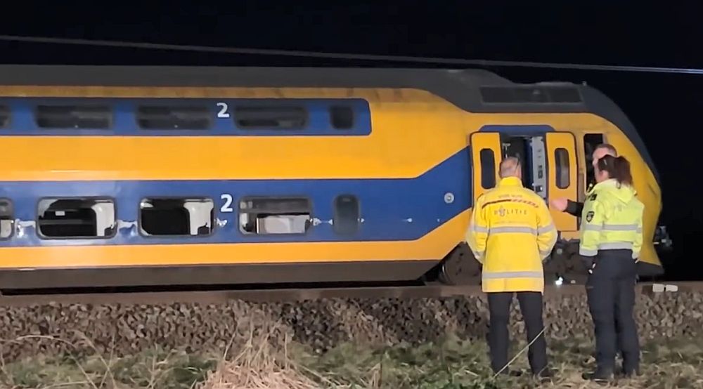 Εκτροχιασμός τρένου στην Ολλανδία: Αναφορές για «σοβαρά τραυματίες» – Οι πρώτες εικόνες (Video)
