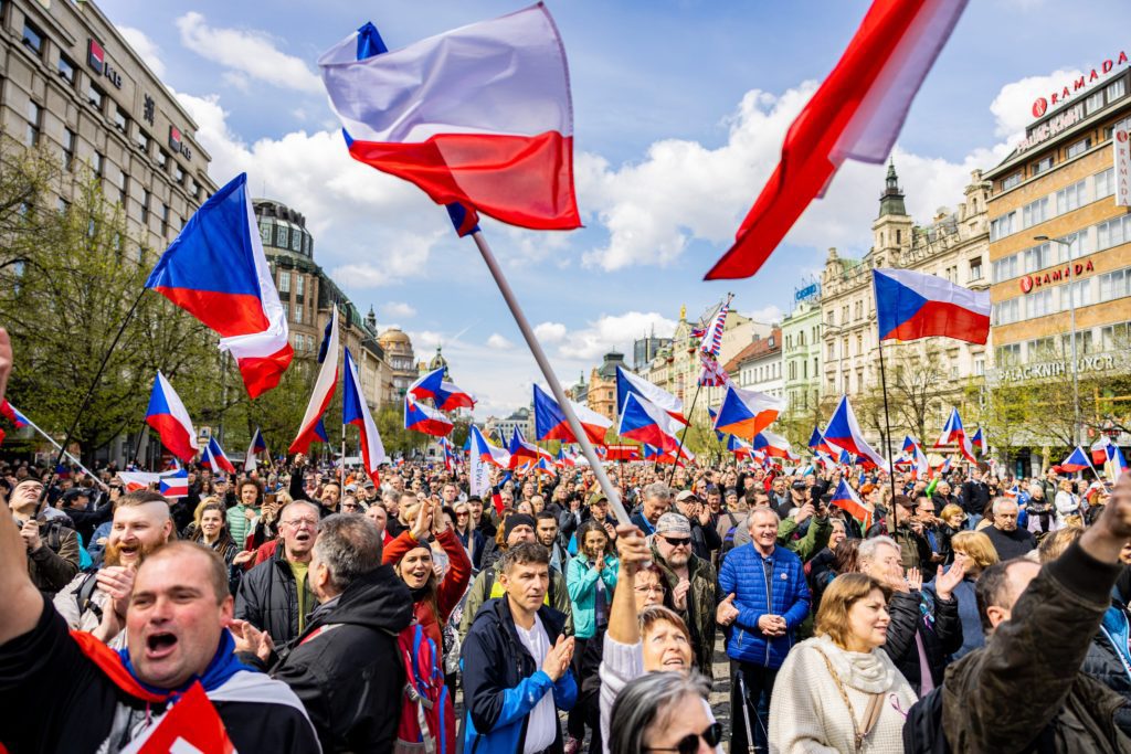 Tσεχία: Αντικυβερνητική διαδήλωση για πληθωρισμό και κόστος ενέργειας