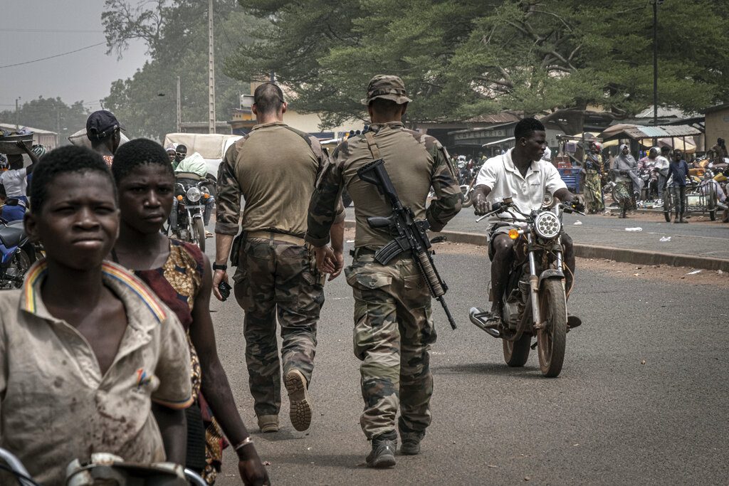 Μπουρκίνα Φάσο: Νέο αιματοκύλισμα – 44 άμαχοι νεκροί από επίθεση σε δύο χωριά
