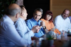 Στοιχεία &#8211; «φωτιά» της Eurostat για την ανεργία των νέων «καίνε» το προεκλογικό αφήγημα Μητσοτάκη