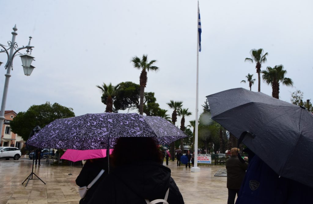 Άστατος καιρός με βροχές και σποραδικές καταιγίδες