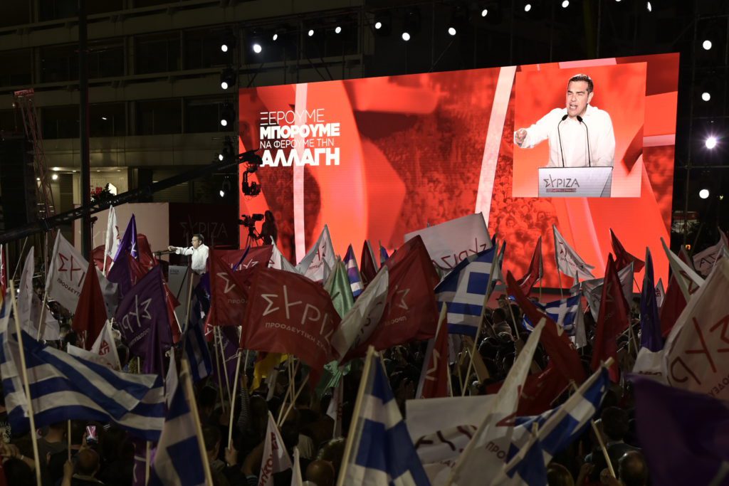 Εκλογές 2023: Λαοθάλασσα στην ομιλία Τσίπρα στο Σύνταγμα – Μήνυμα νίκης για την Κυριακή (Video-Photos)