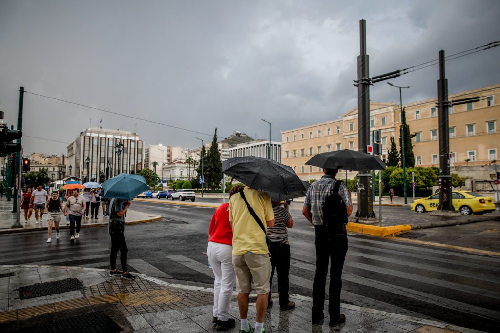 Άστατος και την Τετάρτη ο καιρός – Πού θα σημειωθούν βροχές και καταιγίδες