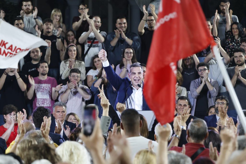 Αλέξης Τσίπρας: «Δεν εγκαταλείπουμε τη μάχη» – «Ο ΣΥΡΙΖΑ παραμένει η μεγάλη λαϊκή δύναμη αντίστασης»