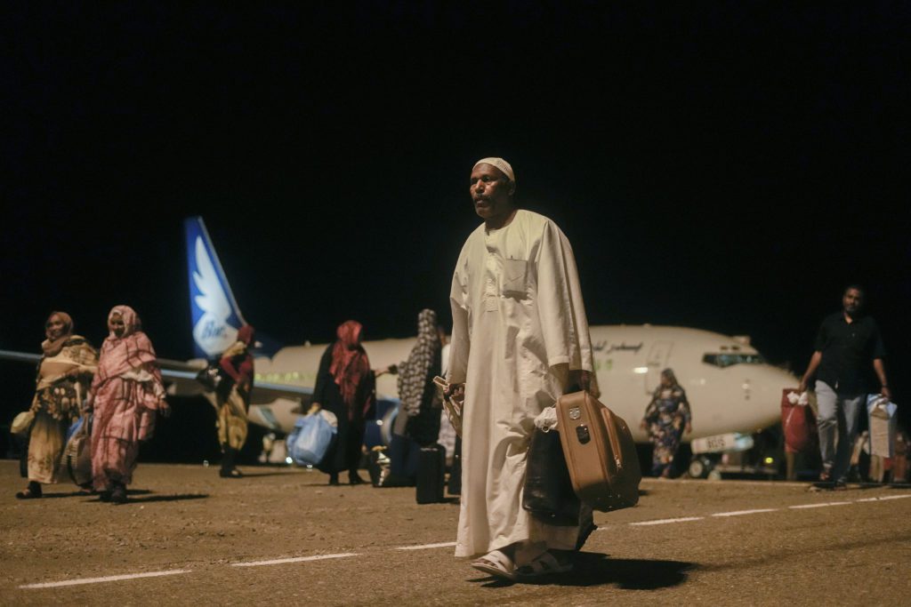 ΟΗΕ: Ξεπέρασαν το 1 εκατ. οι εκτοπισμένοι από το Σουδάν