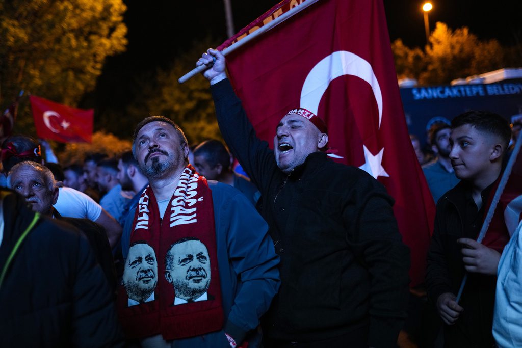 Εκλογική μάχη με τον Ερντογάν κάτω από 50% – Το απόλυτο θρίλερ με τον β΄γύρο